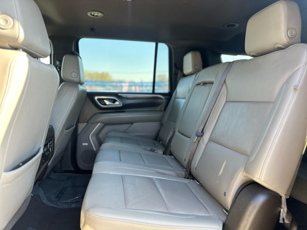 Chevrolet Suburban LT 2WD 2021