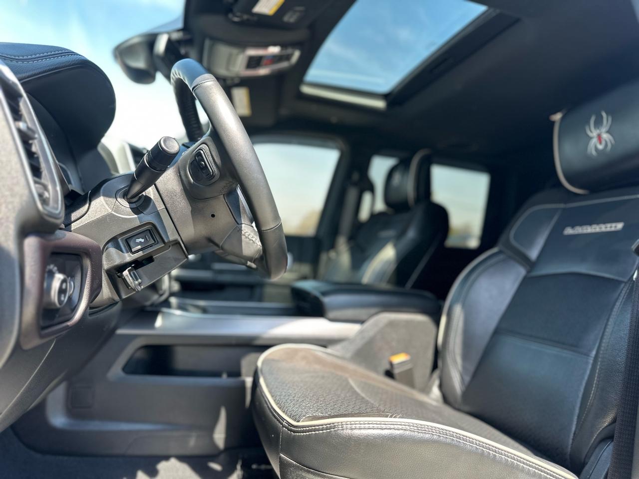 RAM 3500 Laramie Crew Cab SWB 4WD 2024