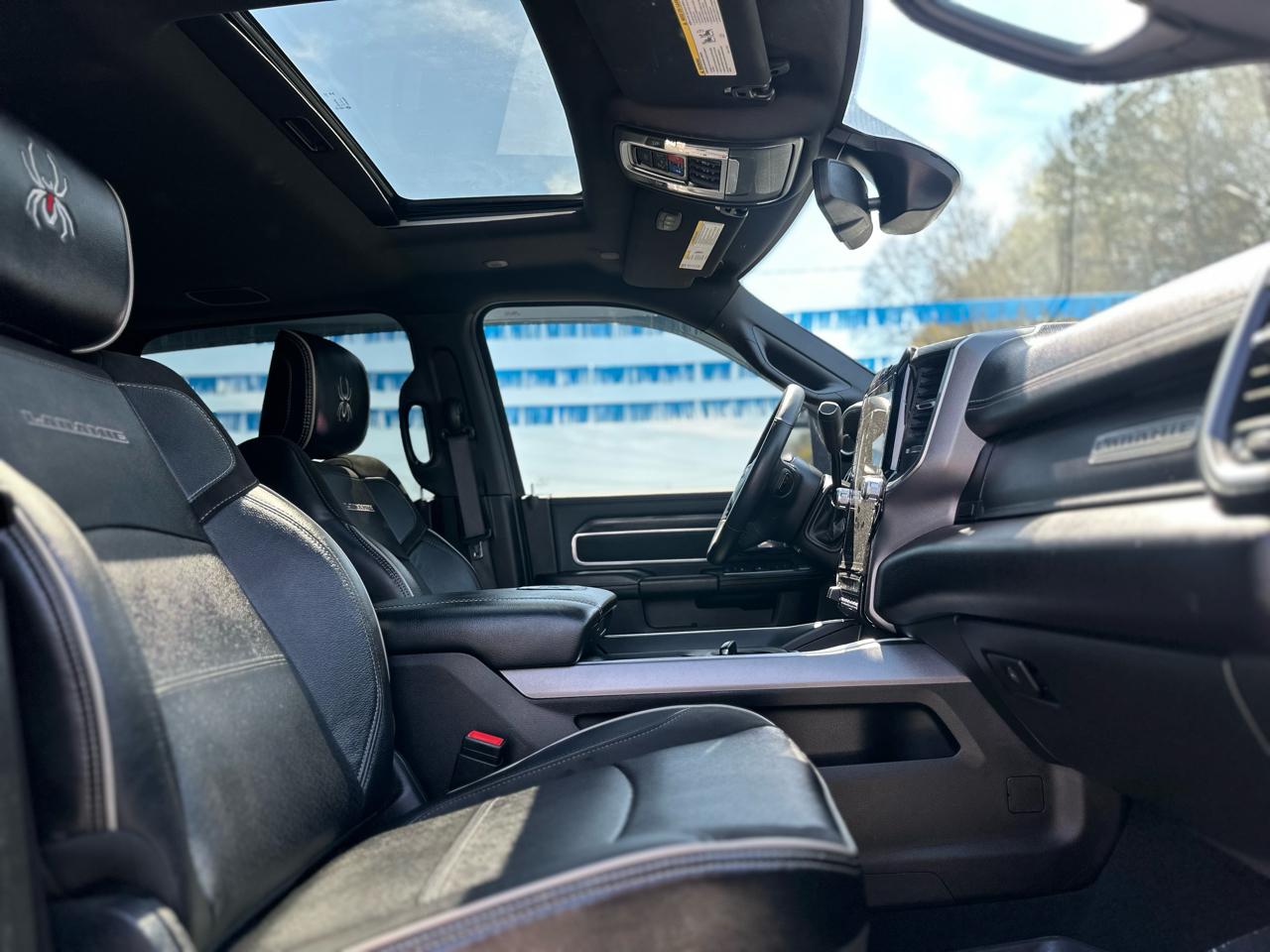 RAM 3500 Laramie Crew Cab SWB 4WD 2024