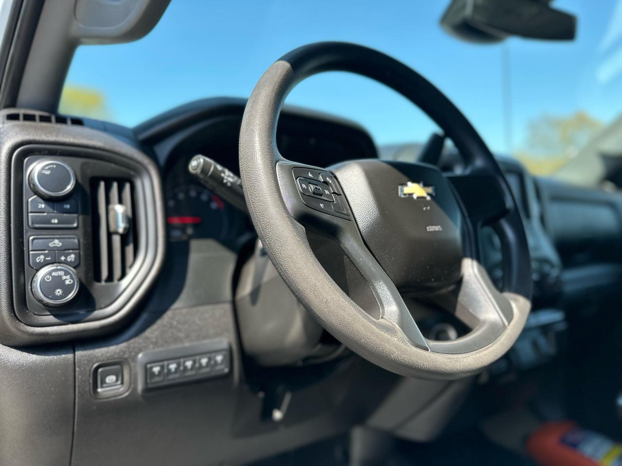 Chevrolet Silverado 2500HD Work Truck Crew Cab Short Box 4WD 2024