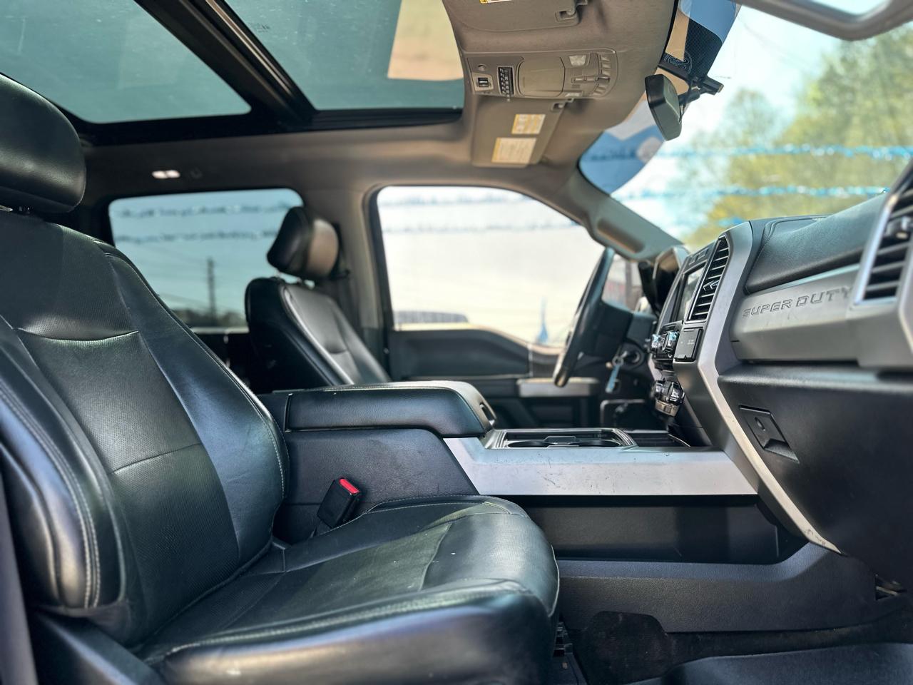 Ford F-250 SD Lariat 4WD 2017