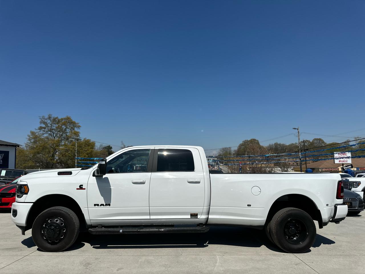 RAM 3500 Big Horn Crew Cab LWB 4WD DRW 2024