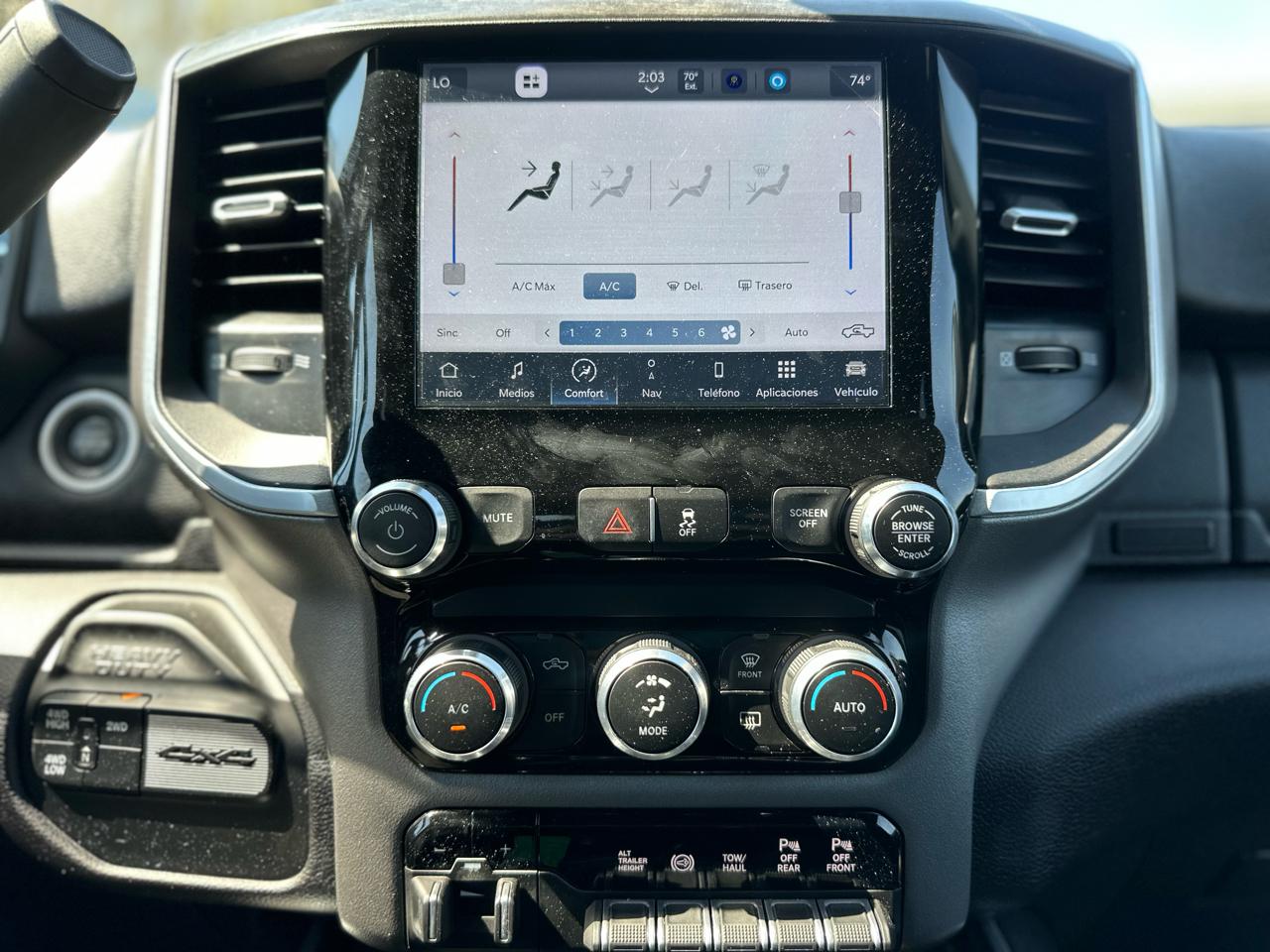 RAM 3500 Big Horn Crew Cab LWB 4WD DRW 2024