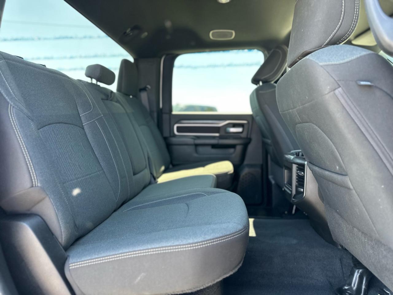 RAM 3500 Big Horn Crew Cab LWB 4WD DRW 2024