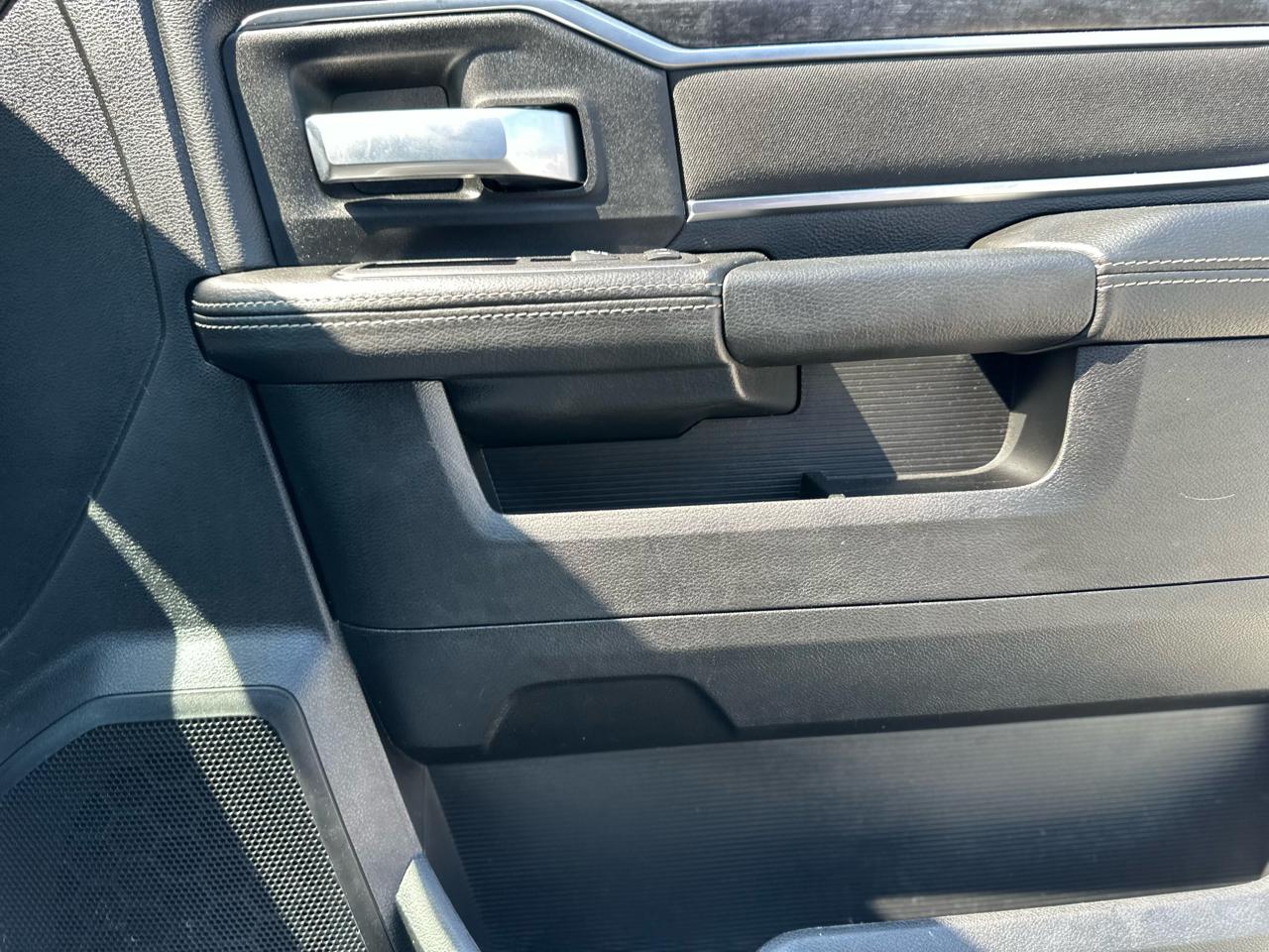 RAM 3500 Big Horn Crew Cab LWB 4WD DRW 2024