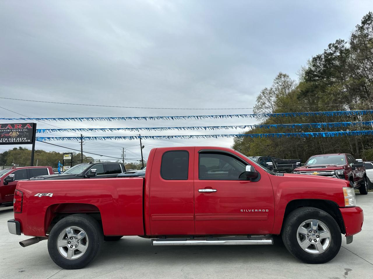 Chevrolet Silverado 1500 LT Ext. Cab Long Box 4WD 2011