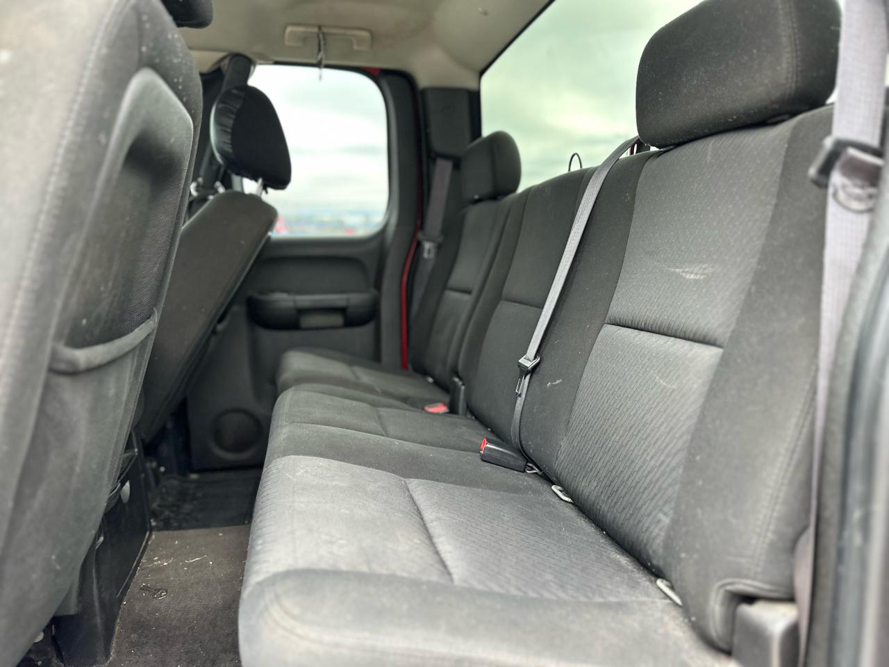 Chevrolet Silverado 1500 LT Ext. Cab Long Box 4WD 2011