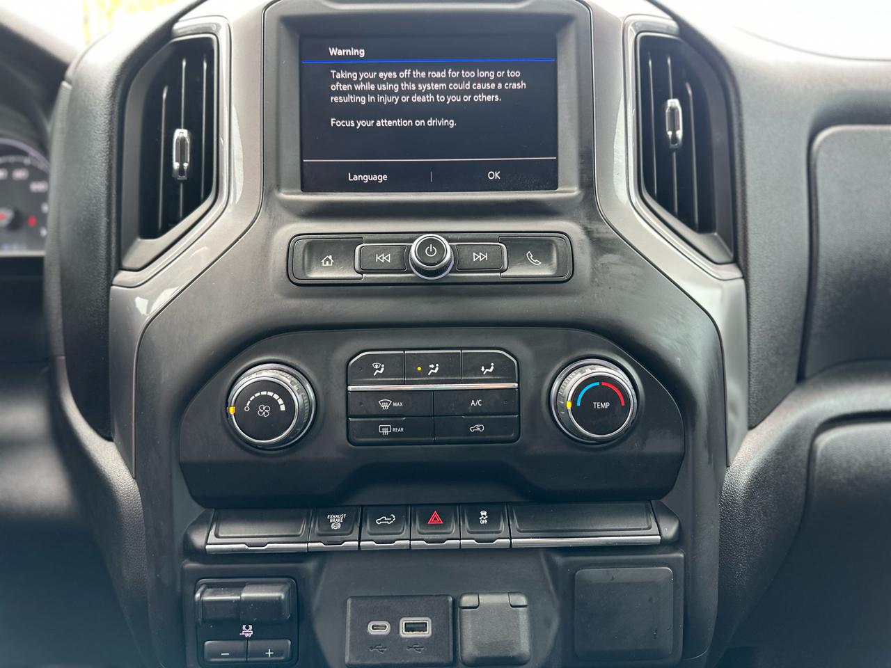 Chevrolet Silverado 2500HD Work Truck Crew Cab Short Box 4WD 2022