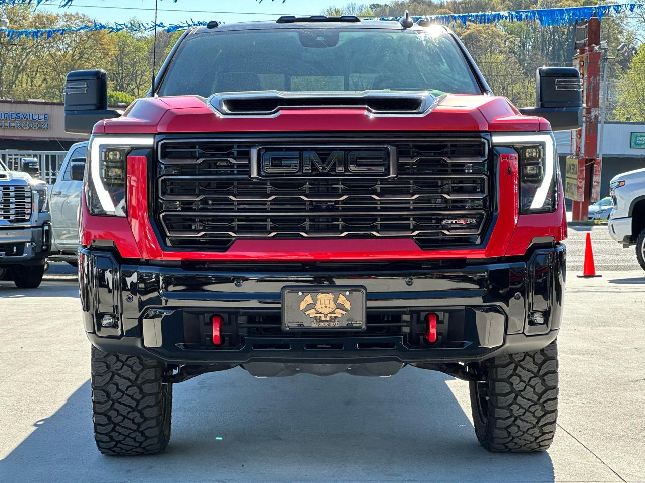 GMC Sierra 2500HD AT4X Crew Cab 4WD 2026