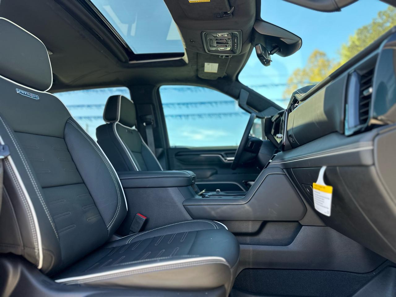 GMC Sierra 2500HD AT4X Crew Cab 4WD 2026