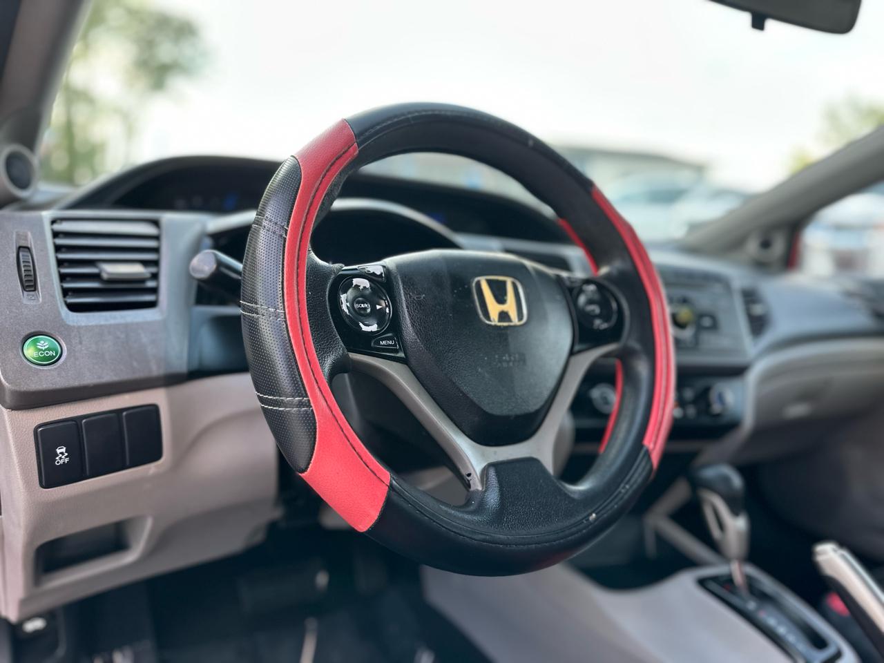 Honda Civic LX Coupe 5-Speed AT 2012