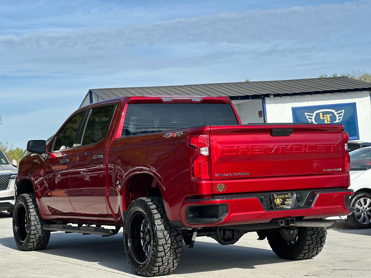 Chevrolet Silverado 1500 Custom Crew Cab 4WD 2021