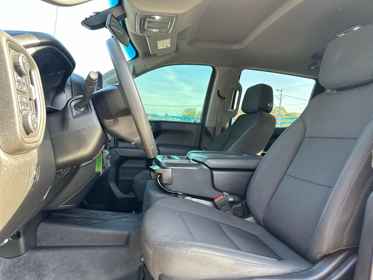 Chevrolet Silverado 1500 Custom Crew Cab 4WD 2021