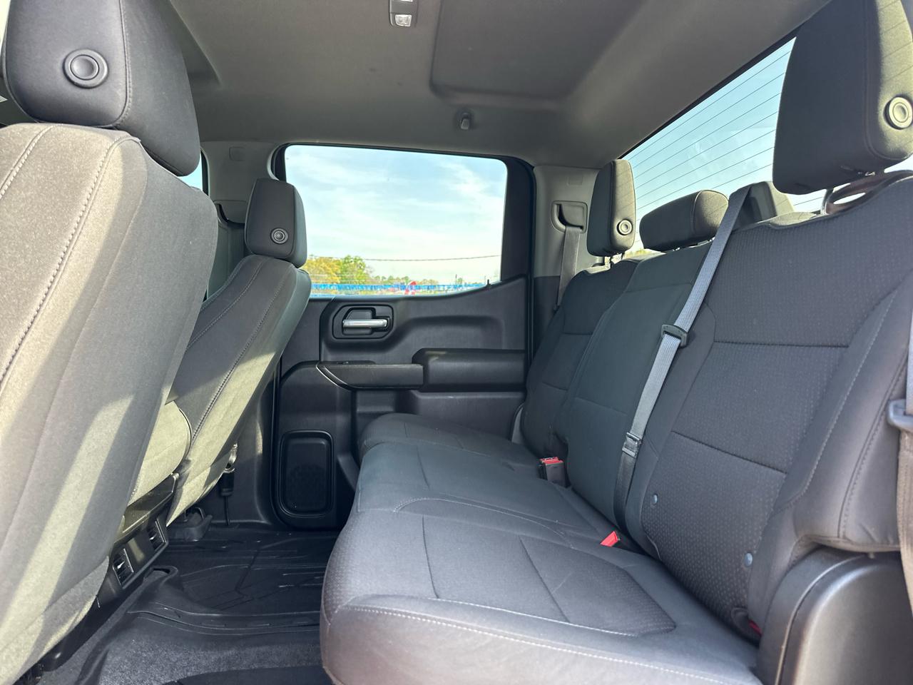 Chevrolet Silverado 1500 Custom Crew Cab 4WD 2021