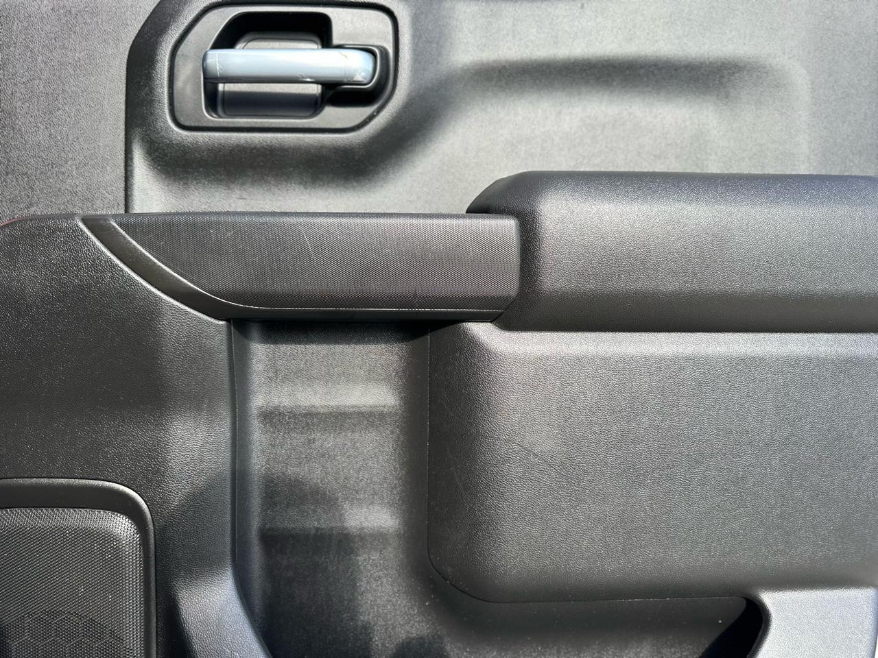 Chevrolet Silverado 1500 Custom Crew Cab 4WD 2021