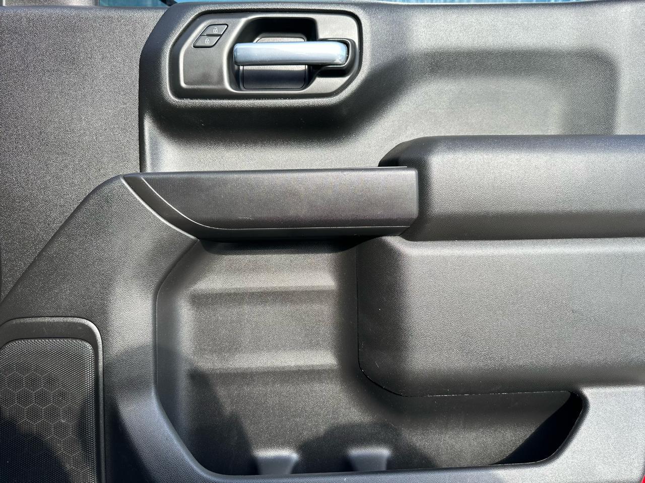 Chevrolet Silverado 1500 Custom Crew Cab 4WD 2021