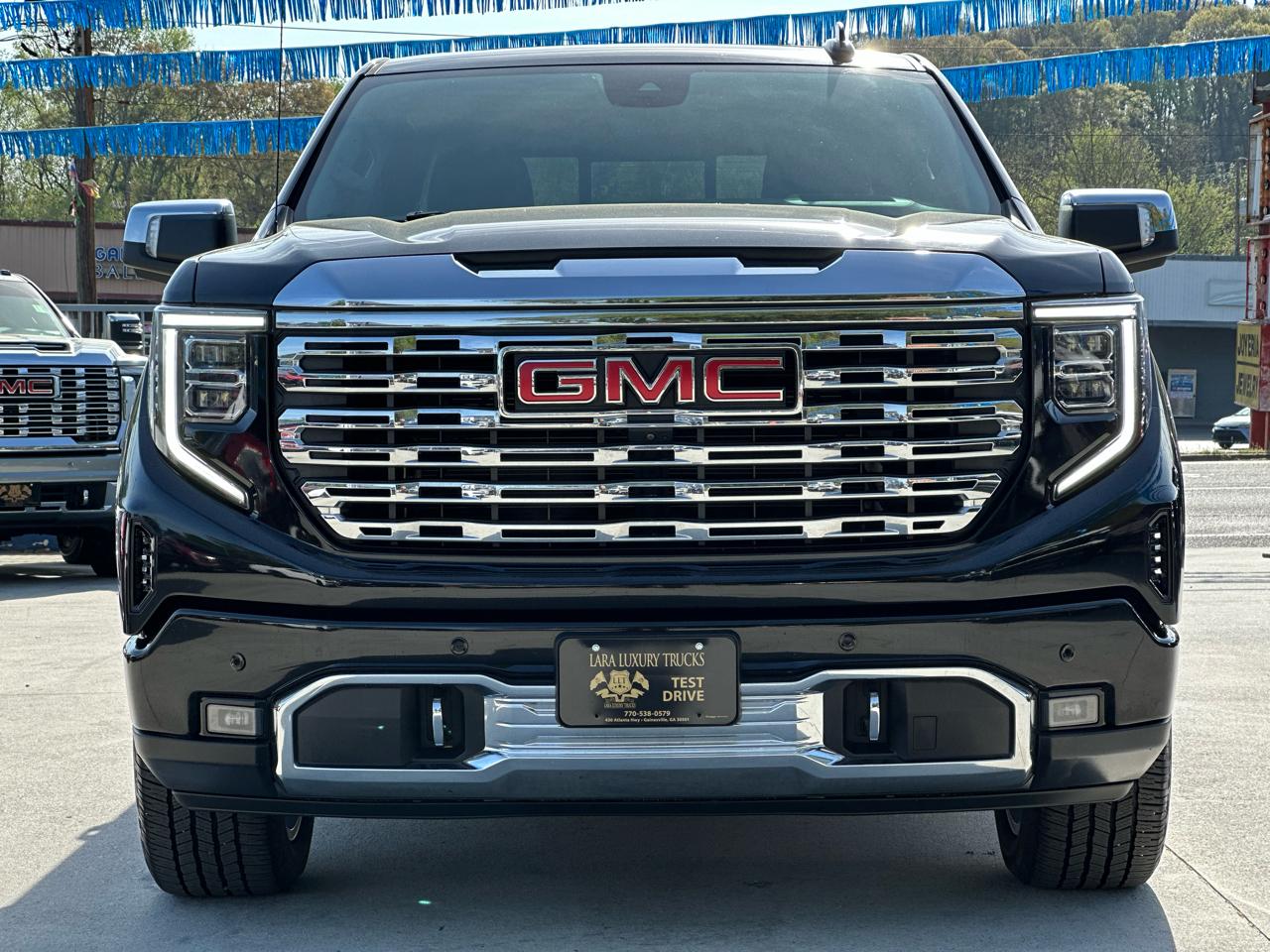 GMC Sierra 1500 Denali Crew Cab Short Box 4WD 2023