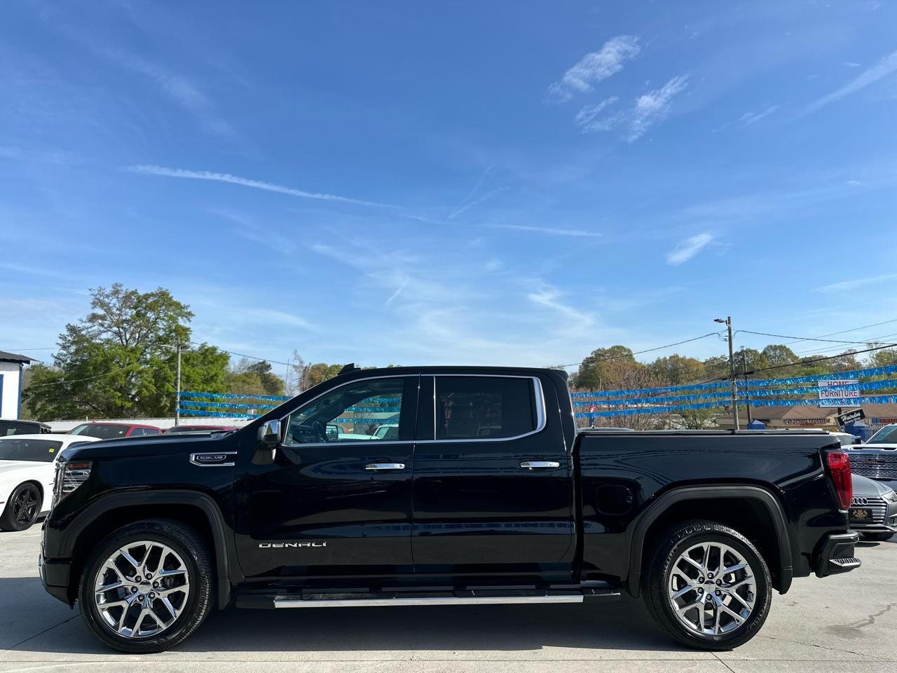 GMC Sierra 1500 Denali Crew Cab Short Box 4WD 2023