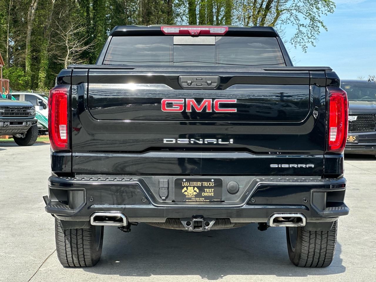 GMC Sierra 1500 Denali Crew Cab Short Box 4WD 2023
