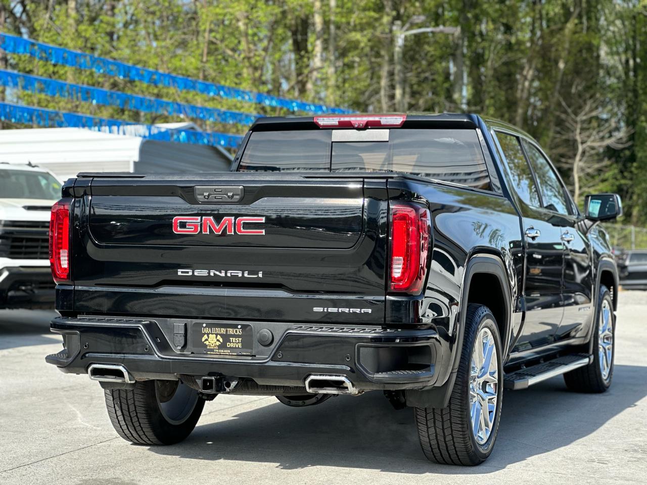 GMC Sierra 1500 Denali Crew Cab Short Box 4WD 2023