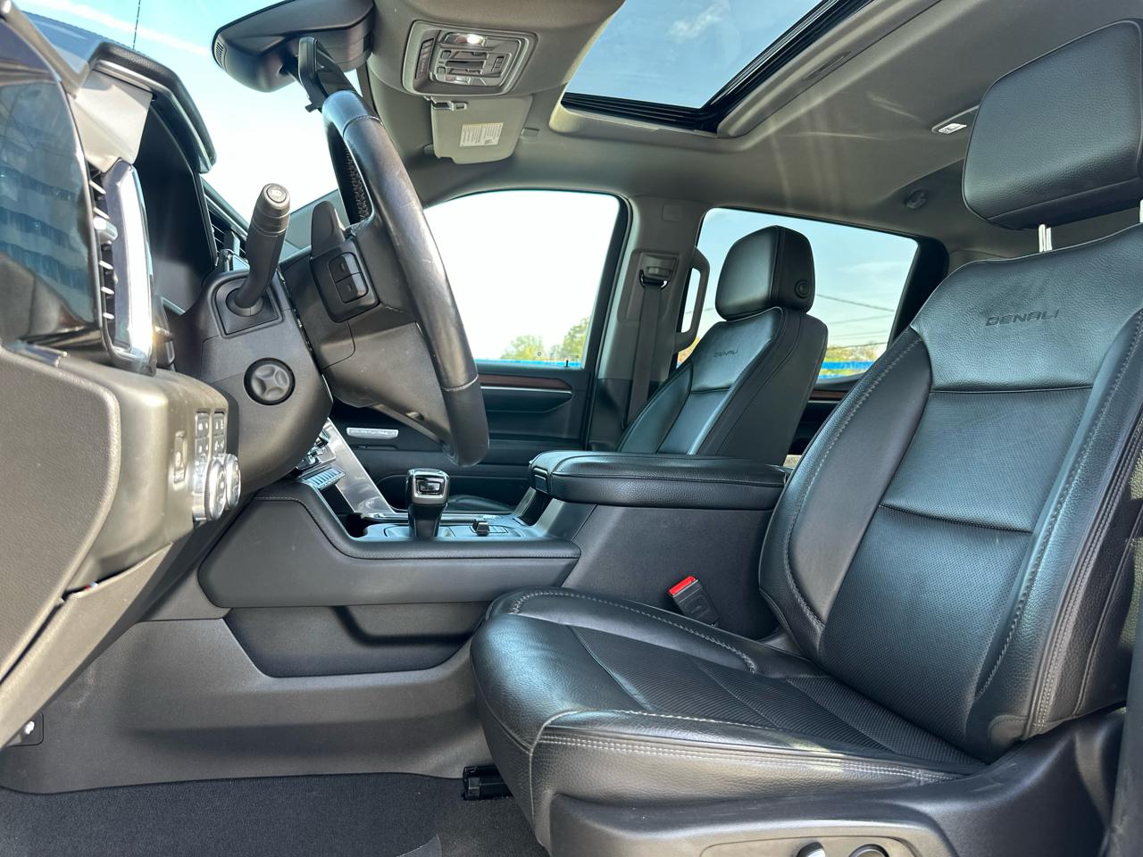 GMC Sierra 1500 Denali Crew Cab Short Box 4WD 2023