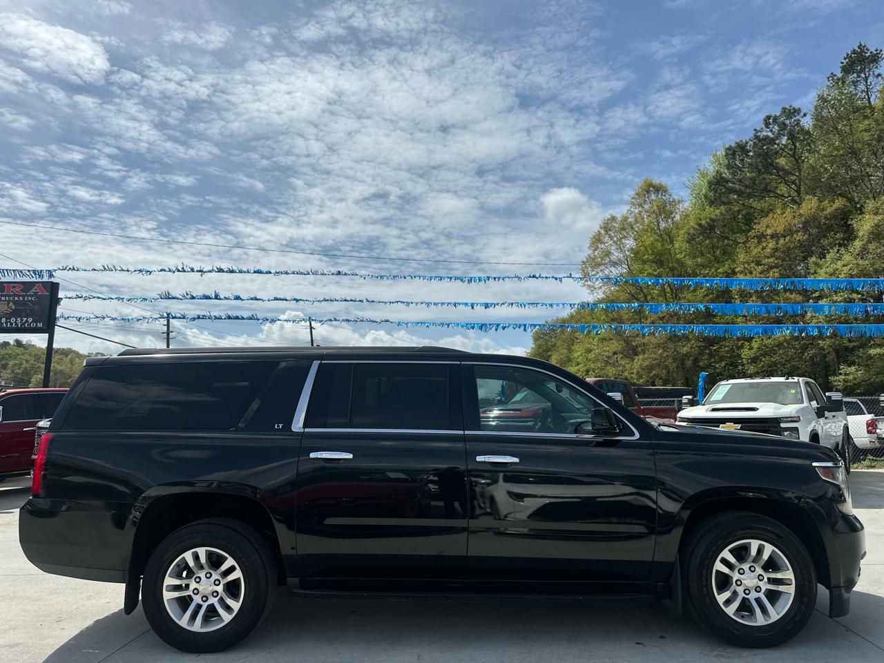 Chevrolet Suburban LT 4WD 2016