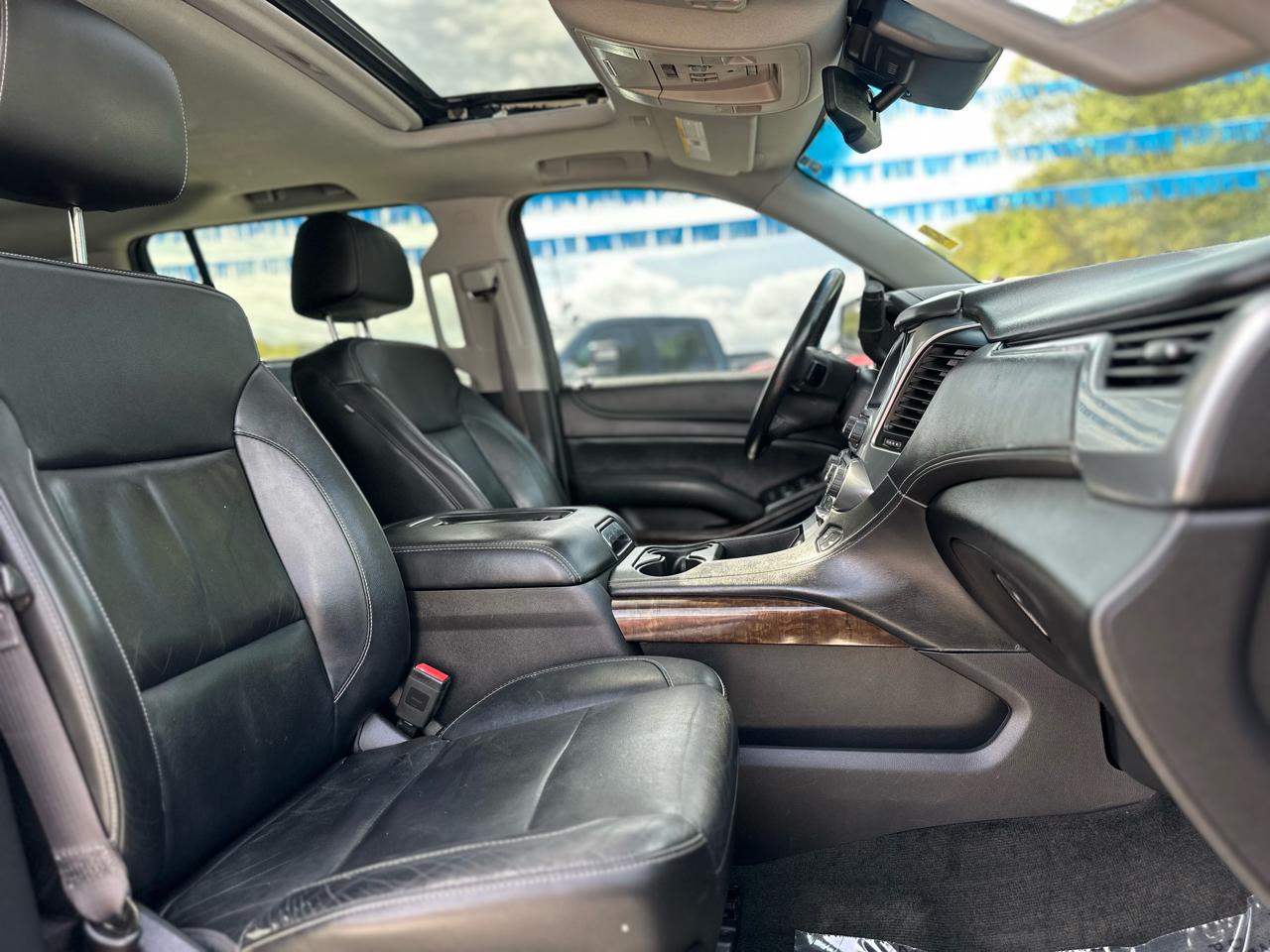 Chevrolet Suburban LT 4WD 2016