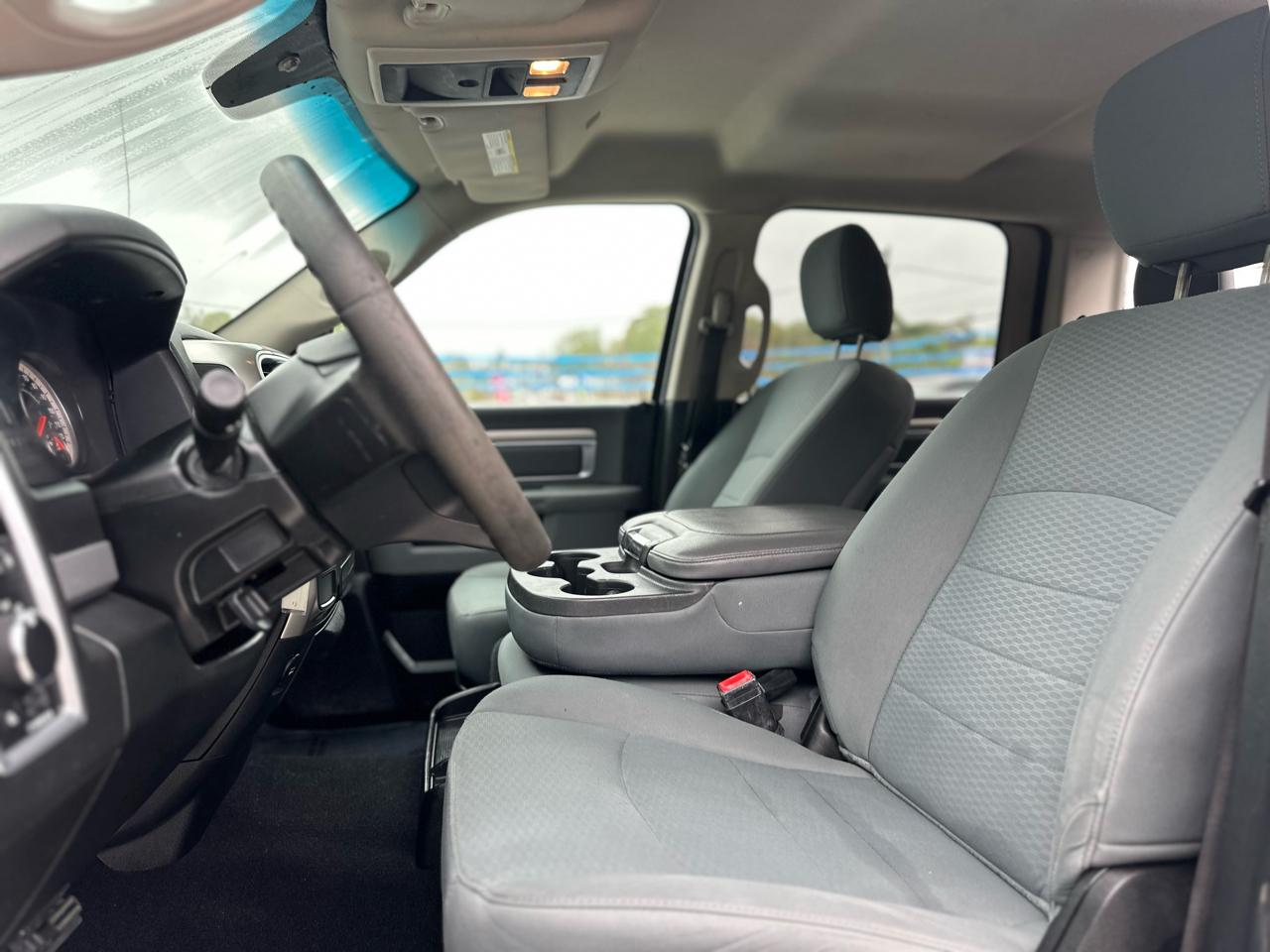 RAM 1500 Classic Tradesman Crew Cab LWB 2WD 2020