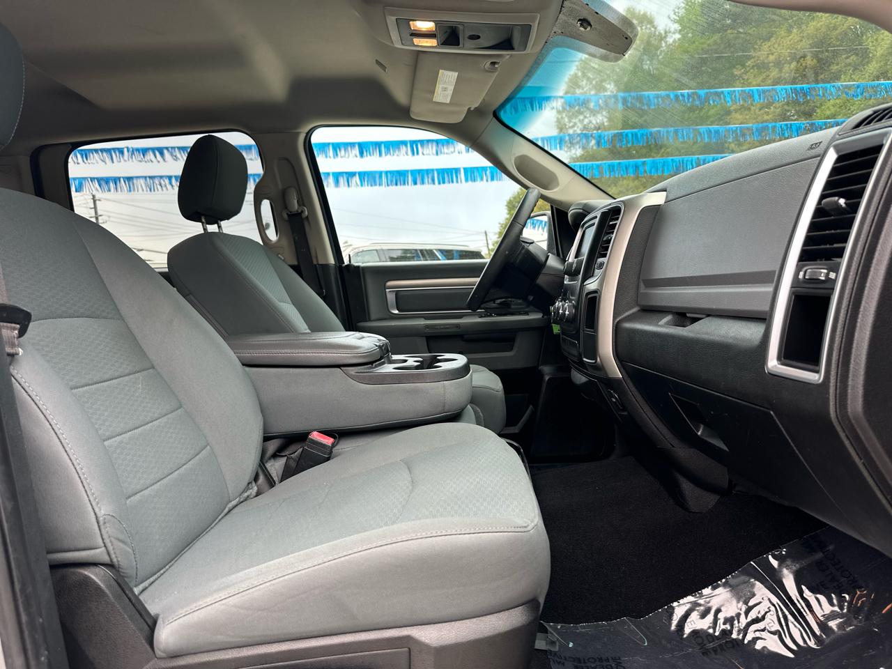 RAM 1500 Classic Tradesman Crew Cab LWB 2WD 2020