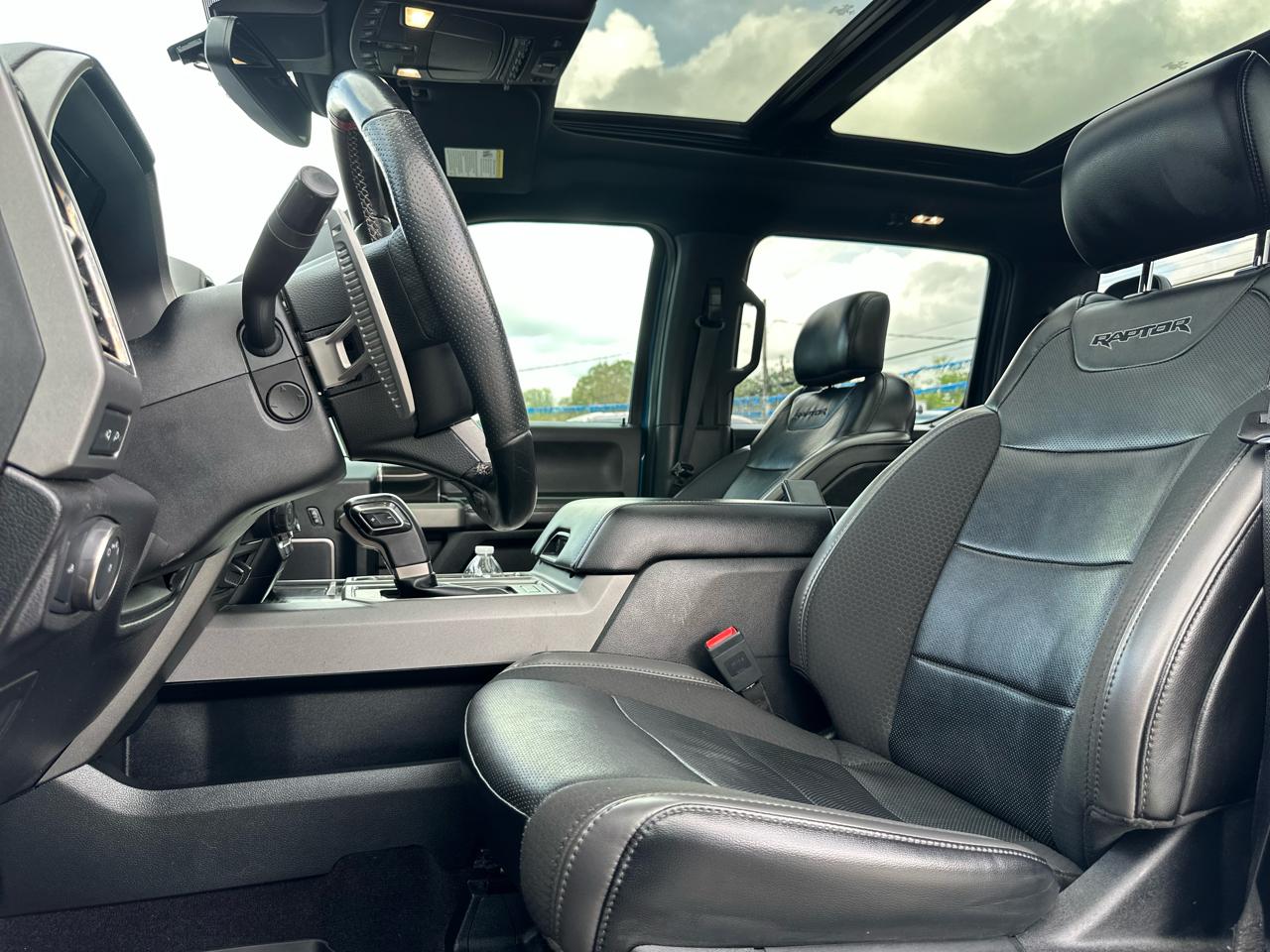 Ford F-150 Raptor SuperCrew 4WD 2019