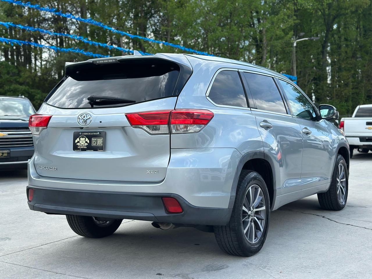 Toyota Highlander SE FWD V6 2018