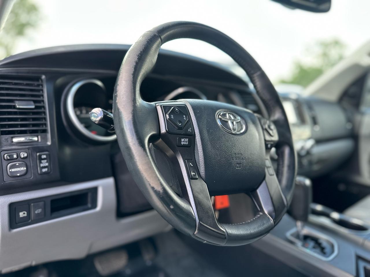 Toyota Sequoia Limited 4WD 2018