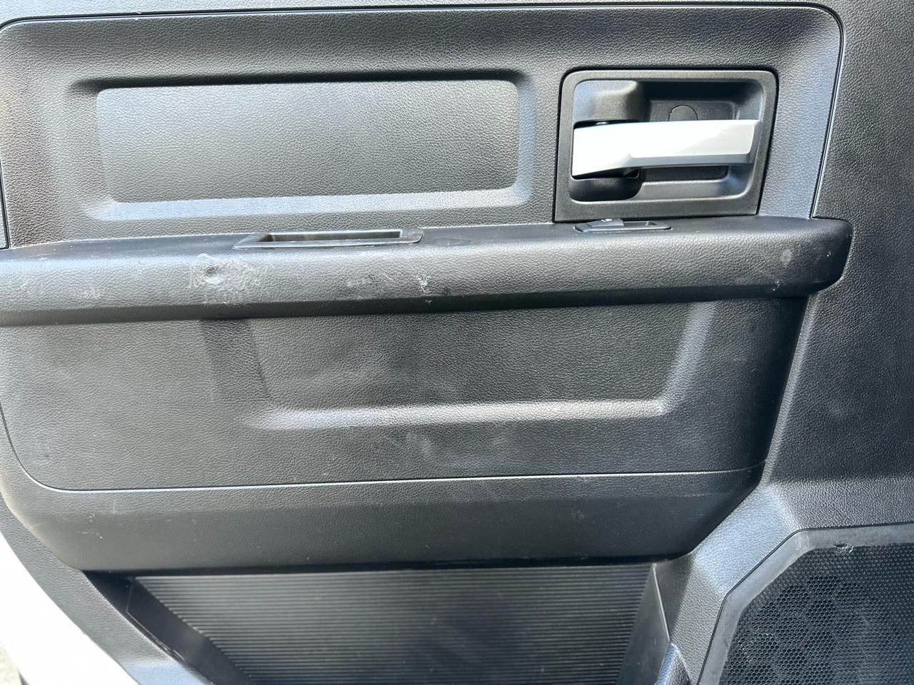 RAM 3500 Tradesman Crew Cab 4WD 2019