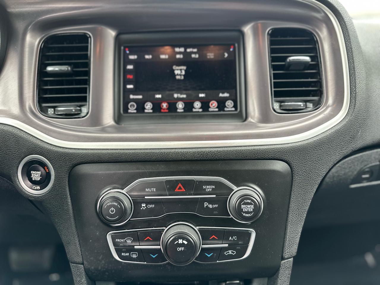 Dodge Charger SXT 2021