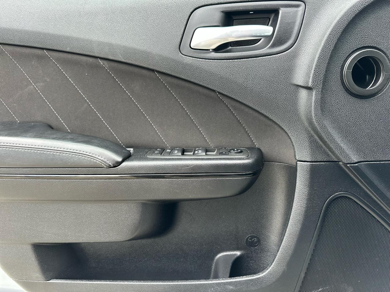 Dodge Charger SXT 2021