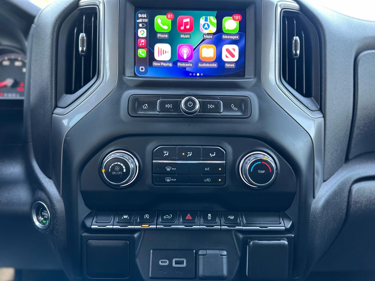 Chevrolet Silverado 1500 Custom Crew Cab 2WD 2022