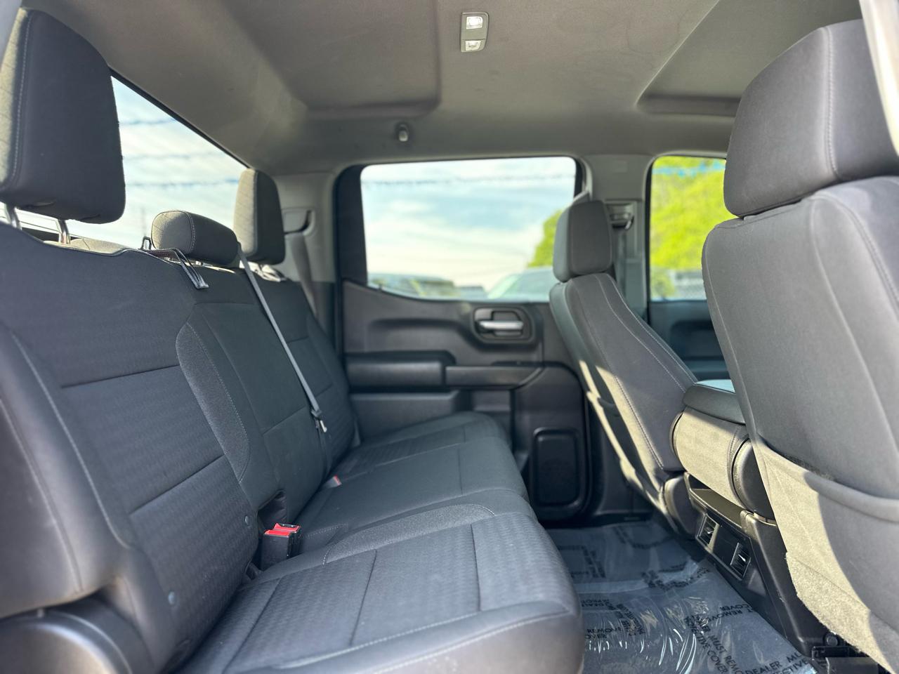 Chevrolet Silverado 1500 Custom Crew Cab 2WD 2022