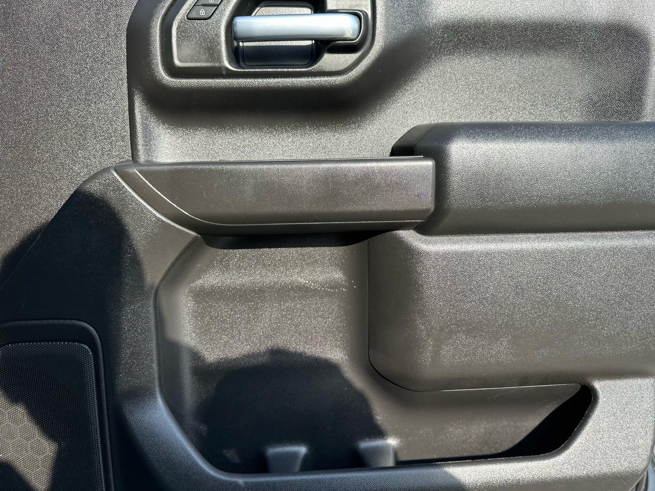 Chevrolet Silverado 1500 Custom Crew Cab 2WD 2022