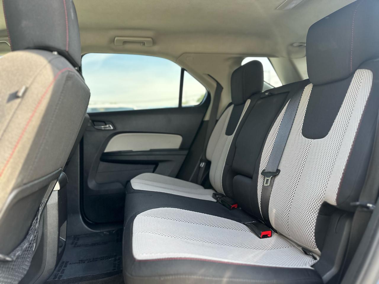 Chevrolet Equinox 1LT 2WD 2011