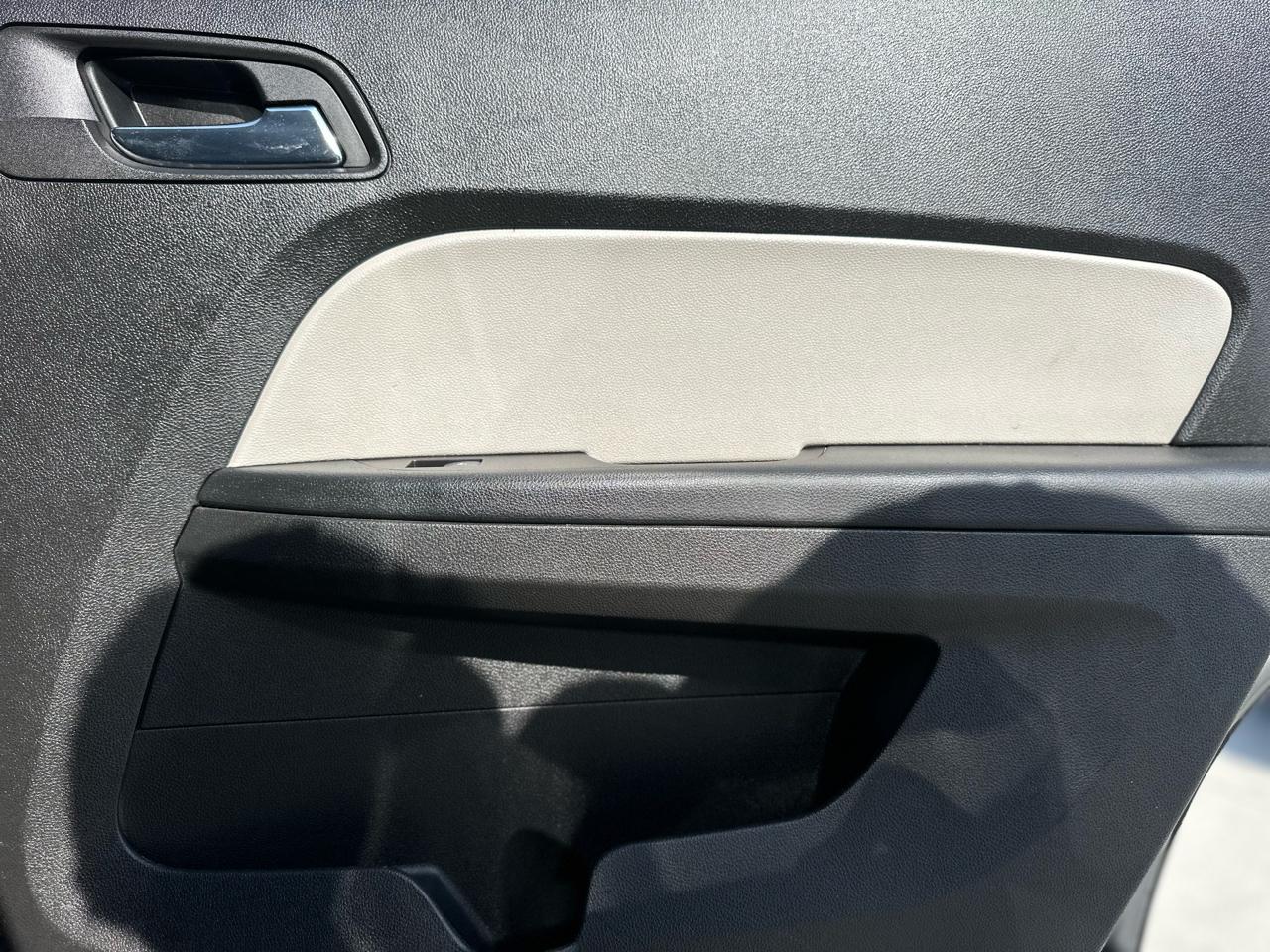 Chevrolet Equinox 1LT 2WD 2011