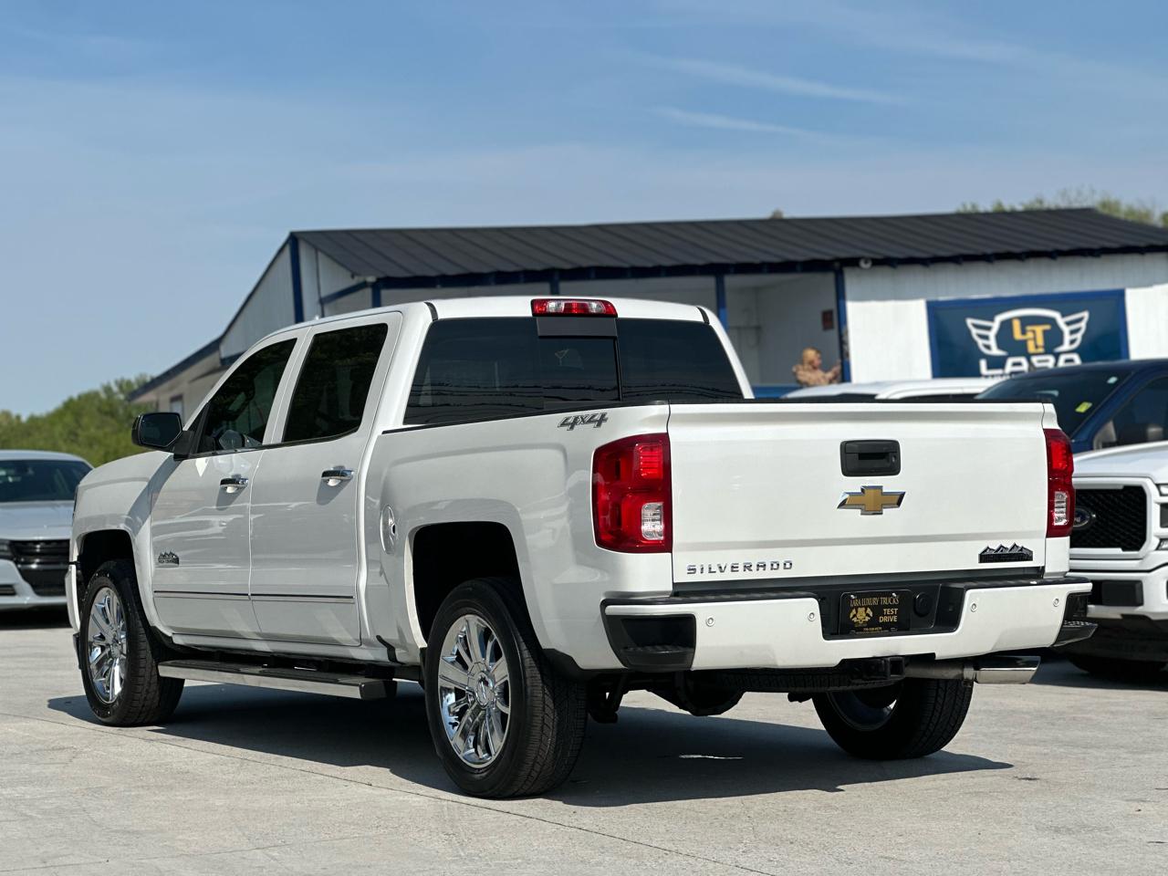 Chevrolet Silverado 1500 High Country Crew Cab 4WD 2017