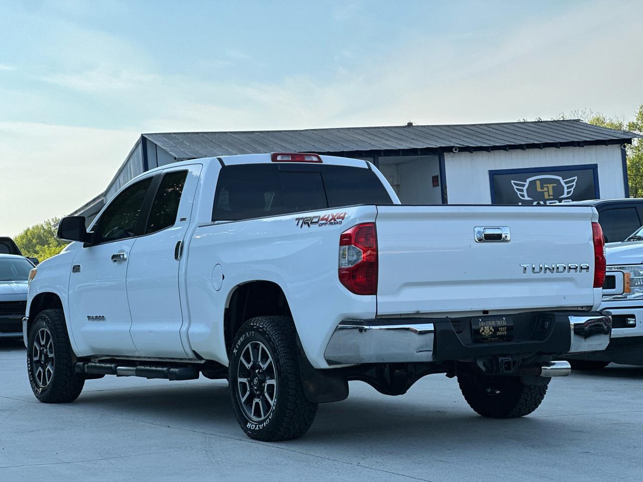 Toyota Tundra SR5 5.7L V8 Double Cab 4WD 2014