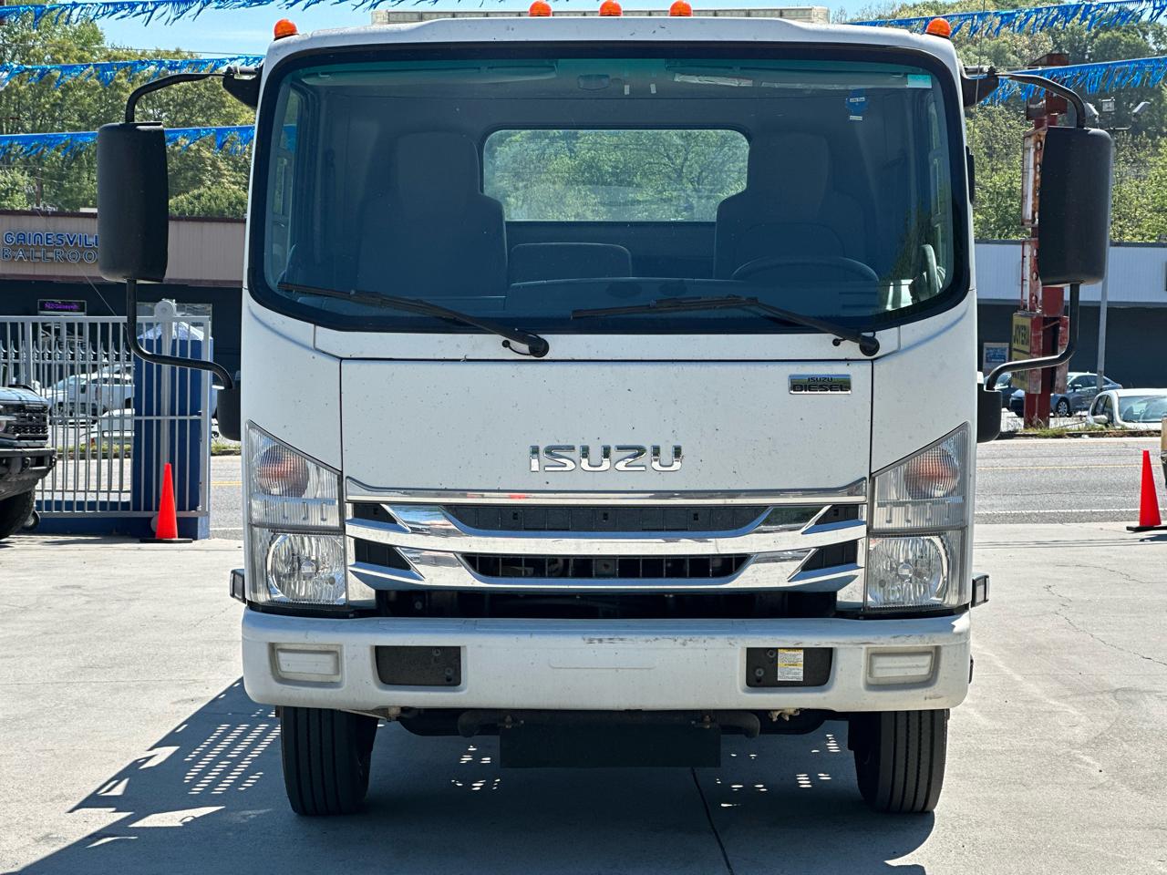 Isuzu NQR  2020