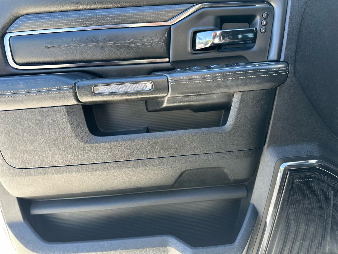 RAM 3500 Limited Crew Cab LWB 4WD DRW 2022