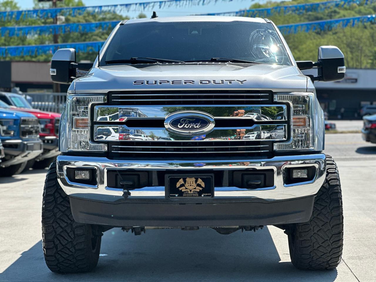 Ford F-250 SD Lariat 4WD 2019