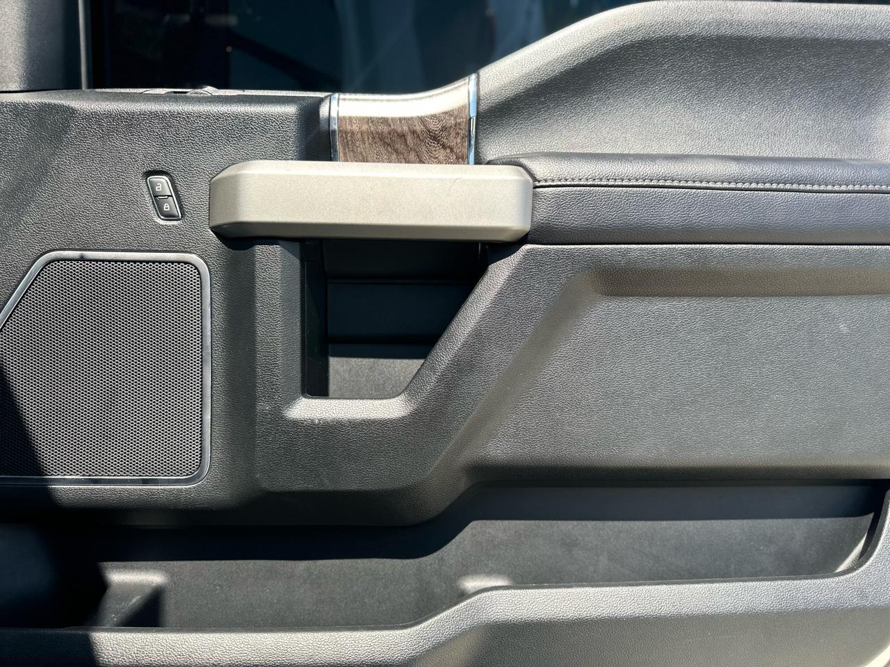 Ford F-250 SD Lariat 4WD 2019