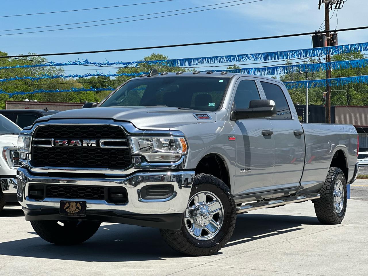 RAM 2500 Tradesman Crew Cab LWB 4WD 2022