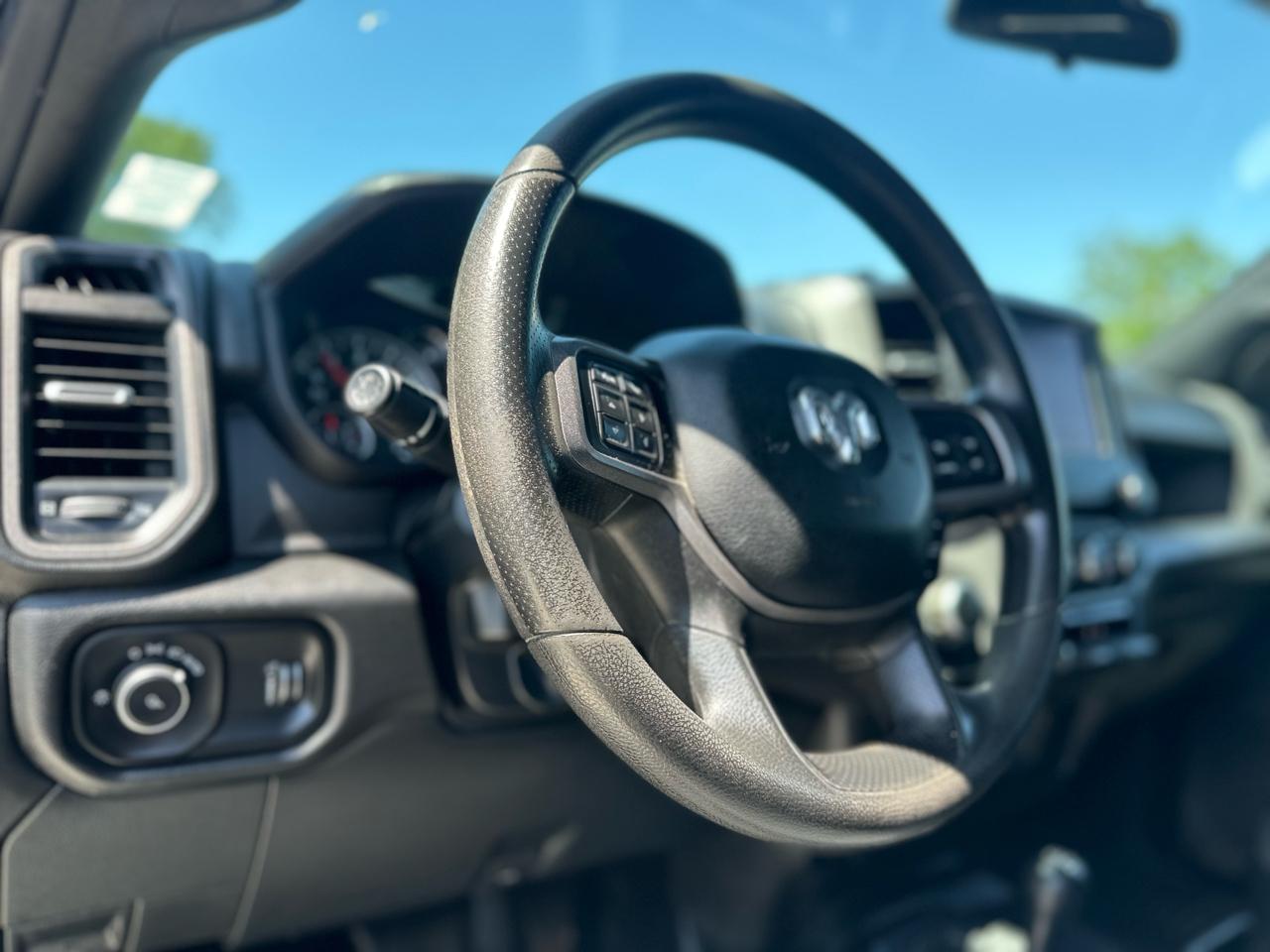 RAM 2500 Tradesman Crew Cab LWB 4WD 2022