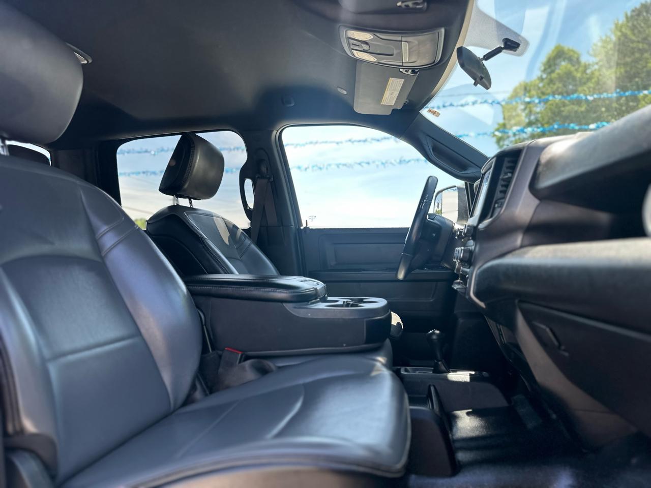 RAM 2500 Tradesman Crew Cab LWB 4WD 2022