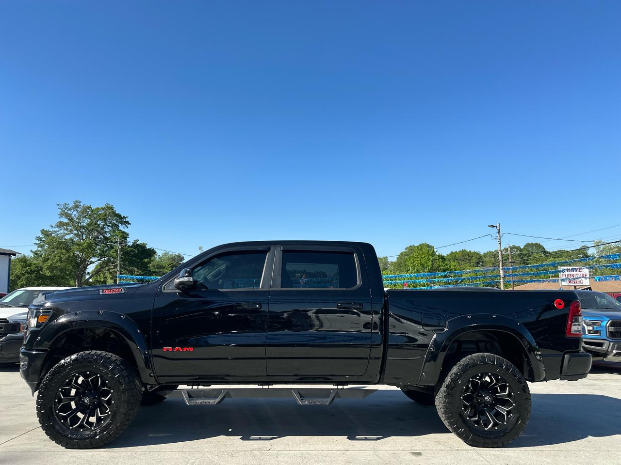 RAM 1500 Big Horn Crew Cab LWB 4WD 2020